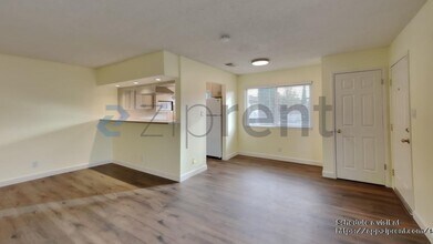 2308 Peppertree Way in Antioch, CA - Foto de edificio - Building Photo