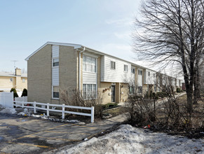 975-997 York Rd in Elmhurst, IL - Building Photo - Building Photo