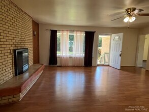 3124 Golfside Rd in Ypsilanti, MI - Building Photo - Building Photo