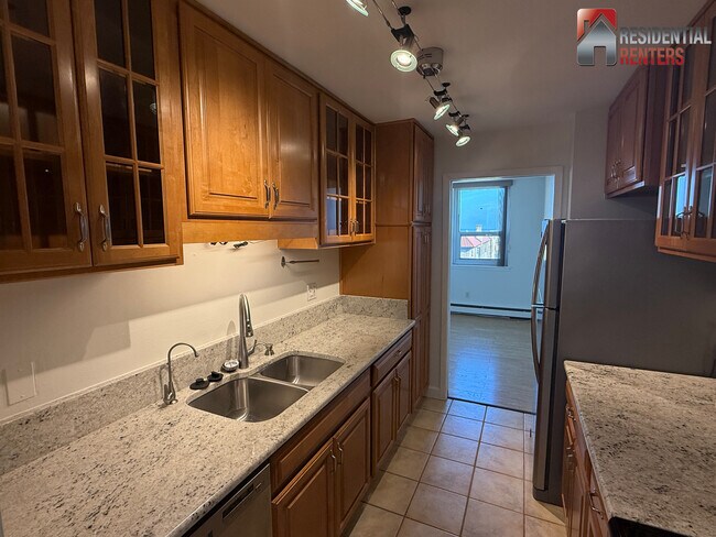 property at 1707 N Prospect Ave