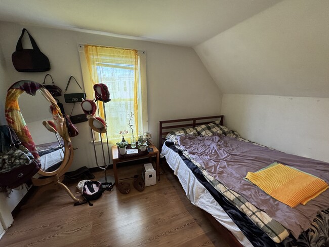 property at 7 Jay St