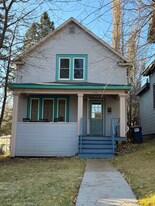1201 N 7th Ave E in Duluth, MN - Building Photo