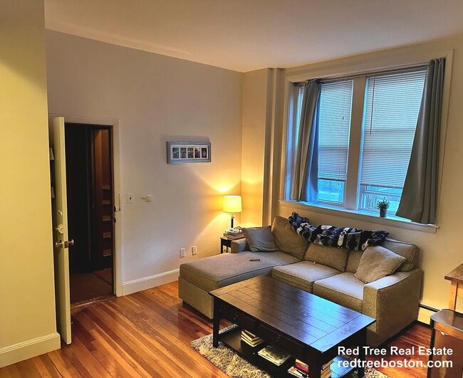 202 Saint Paul St, Unit 12