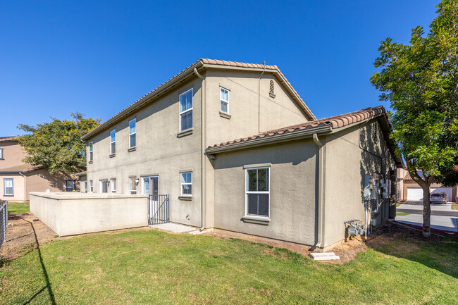 Wire Mountain II - Military Housing in Oceanside, CA - Building Photo - Building Photo