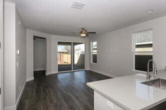 1660 Allerton Way in Chino Valley, AZ - Building Photo - Building Photo