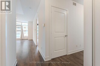 68 Merton St in Toronto, ON - Building Photo - Building Photo