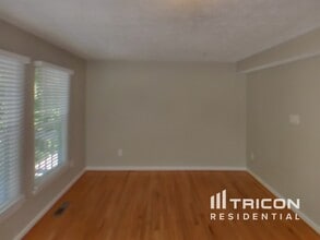 9851 Bayline Cir in Owings Mills, MD - Building Photo - Building Photo