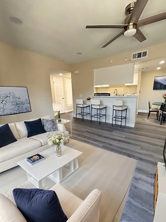 28166 Via Princesa in Murrieta, CA - Building Photo