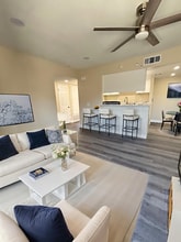 28166 Via Princesa in Murrieta, CA - Foto de edificio - Building Photo
