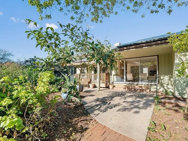 131 Spring St in Santa Cruz, CA - Building Photo - Building Photo