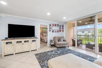 4381 Trevi Ct in Greenacres, FL - Building Photo - Building Photo