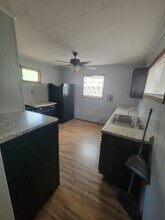 1420 Fletcher St in Jasper, TX - Foto de edificio - Building Photo