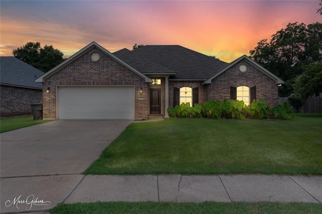 304 Avondale Ln