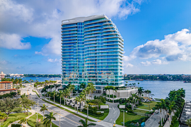 The Bristol in West Palm Beach, FL - Foto de edificio - Building Photo