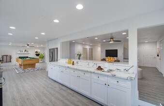 556 Brandon Rd in Conroe, TX - Building Photo - Building Photo