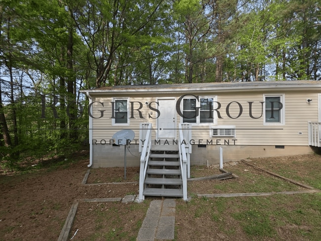 108-110 Holly Ct in Henderson, NC - Building Photo - Building Photo