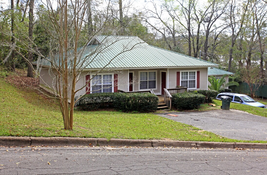 Cottages of Harrison in Tallahassee, FL - Building Photo