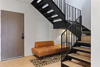 2432 Penmar Ave in Los Angeles, CA - Building Photo - Building Photo