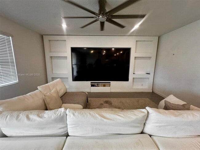 1365 Harvest Vw Xing in Loxahatchee, FL - Building Photo - Building Photo