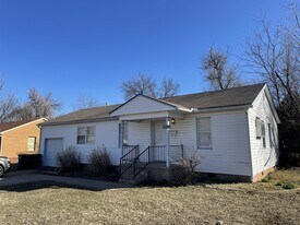 4512 SE 25th St in Del City, OK - Building Photo