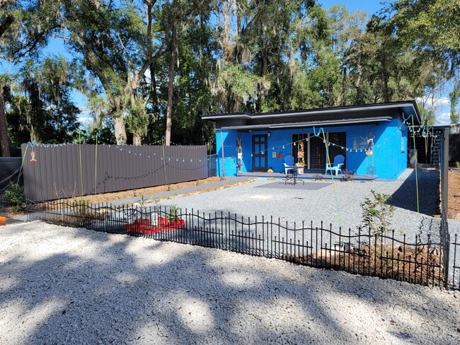 property at 5321 NE 29th St