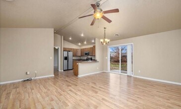 5242 Sacagawea Dr in Billings, MT - Building Photo - Building Photo