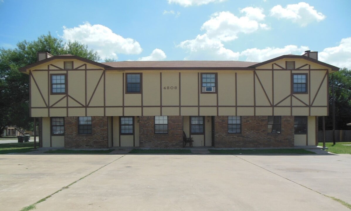 4808 Rainbow Cir in Killeen, TX - Building Photo