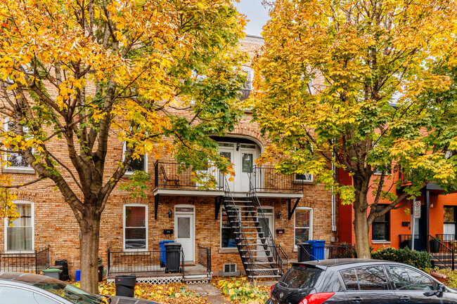 3727 Ethel Rue in Verdun, QC - Building Photo - Building Photo