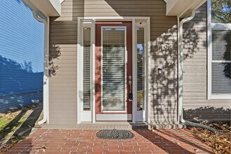 1198 Island Pl E in Memphis, TN - Building Photo - Building Photo