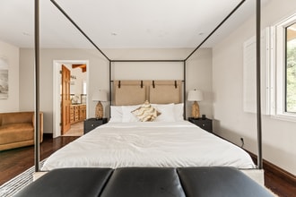 3200 Oakley Dr in Los Angeles, CA - Building Photo - Building Photo