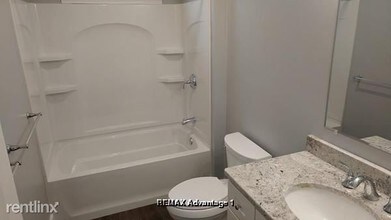 30 King Philip Rd in Worcester, MA - Building Photo - Building Photo