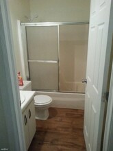 1725 Watson Rd SE in Heath, OH - Foto de edificio - Building Photo