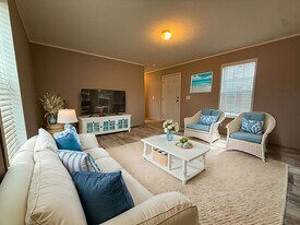 11786 Cascade Cir in Romeo, MI - Building Photo