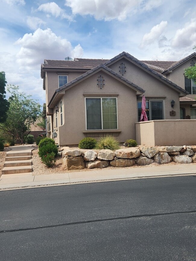property at 3439 S Barcelona Dr