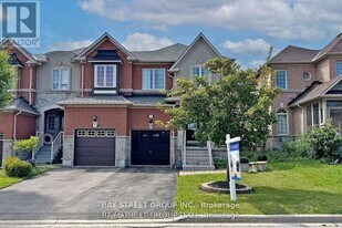 37 Whisperwood Rd in Vaughan, ON - Building Photo
