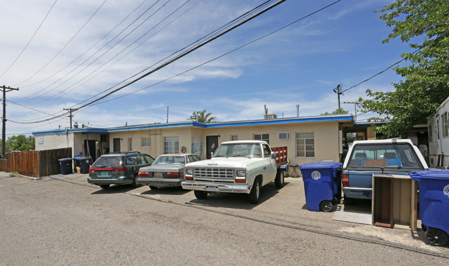 234-238 Sierra Dr SE in Albuquerque, NM - Foto de edificio - Building Photo