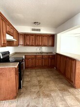 2801 Hawick Rd in El Paso, TX - Building Photo - Building Photo