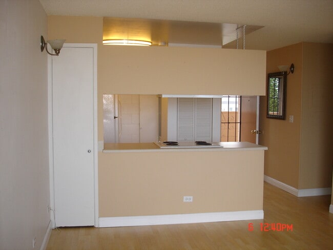 property at 46-255-255 Kahuhipa St