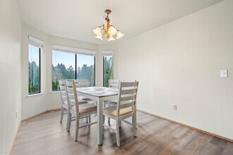 2739 SW 347th Pl in Federal Way, WA - Building Photo - Building Photo