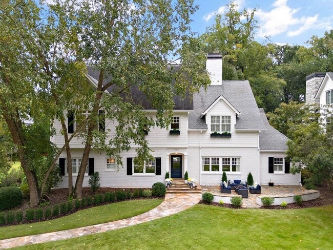 property at 1737 Barnesdale Way NE