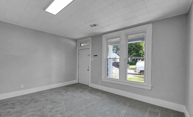 536 Wainwright Ave in Louisville, KY - Building Photo - Building Photo