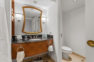 810 Pacific Ave in Atlantic City, NJ - Building Photo