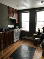 1025 Tremont St, Unit #4 Apartamentos