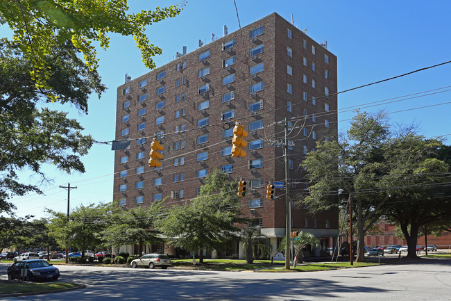 Claire Tower in Columbia, SC - Foto de edificio - Building Photo