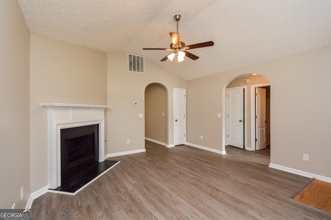 129 Tillman Ct in Mcdonough, GA - Building Photo - Building Photo