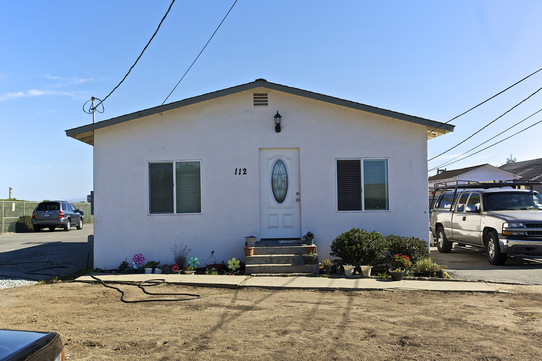 112 Atkinson Ln in Watsonville, CA - Building Photo