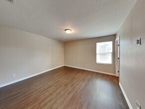 5337 Walkers Ridge Dr in Jacksonville, FL - Foto de edificio - Building Photo