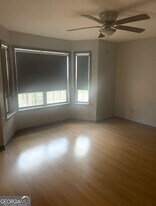 684 McGill Pl NE in Atlanta, GA - Building Photo