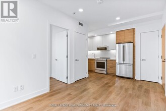200-200 Redpath Ave in Toronto, ON - Building Photo - Building Photo