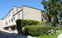 Villa Velletri in Marina Del Rey, CA - Foto de edificio - Building Photo